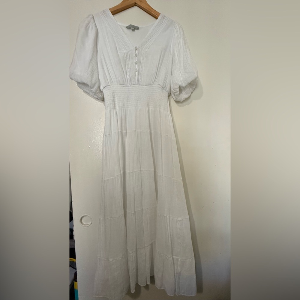 Elegant White Maxi Dress